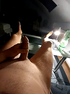 rezzzze online show from June 7, 11:11 pm