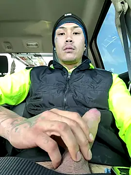 Loadedeggs online show from November 26, 6:00 pm