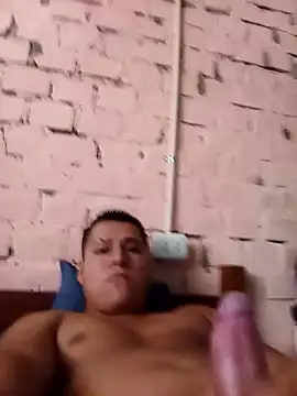 Alex321Flores online show from July 22, 7:28 pm