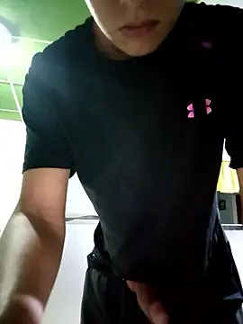 Luisneljc online show from January 17, 1:08 am