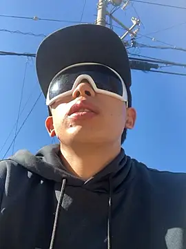 aooya online show from November 30, 2:13 am