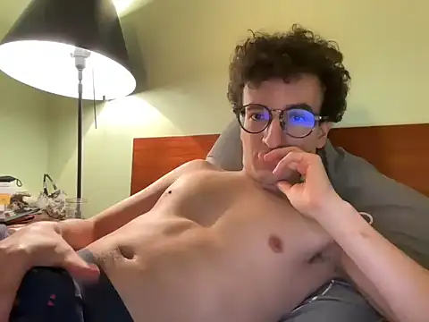 Poeta98xh online show from November 10, 8:14 pm