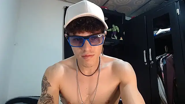 imsammytop online show from October 16, 9:12 pm