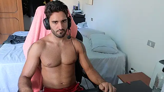 Al3xox02 online show from July 8, 9:46 am