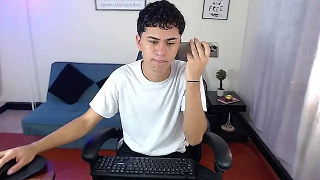 Alancum7 online show from July 2, 1:17 pm