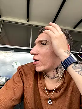 Snapshot of davidxxx_2012 chatting on October 26, 7:27 pm davidxxx 2012 online show from October 26, 7:27 pm