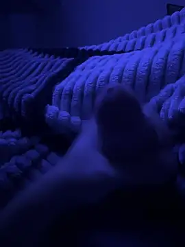 jakeBigCock1905 online show from March 24, 1:11 am