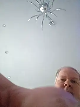 Snapshot of toyboyfin chatting on October 10, 2:55 pm toyboyfin online show from October 10, 2:55 pm