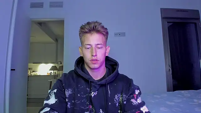 find0m master online show from December 14, 11:45 pm