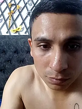 Snapshot of MarcusSton chatting on October 11, 2:37 am MarcusSton online show from October 11, 2:37 am