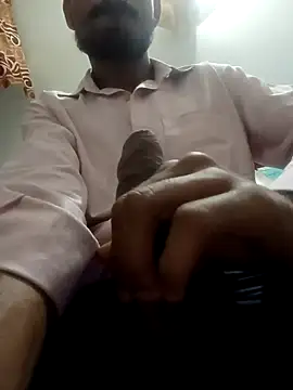 siddBus online show from November 4, 3:35 pm