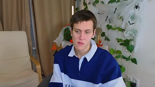 hun1er steele online show from October 31, 2:31 pm