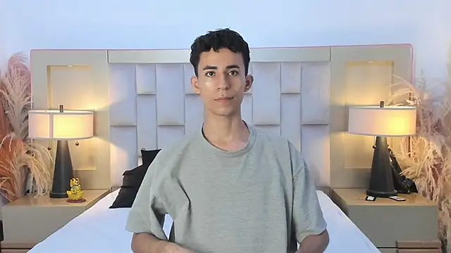 Zahir Ashar online show from April 8, 12:00 am