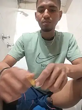 SlingingAsteroid online show from October 28, 5:37 pm