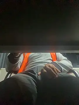 Snapshot of arasazgin chatting on October 21, 4:32 pm arasazgin online show from October 21, 4:32 pm