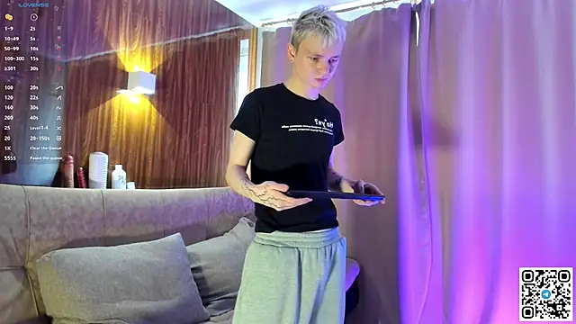 Logan mett online show from March 15, 12:56 pm