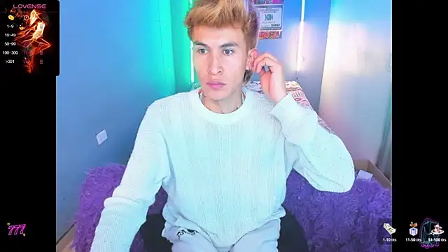 Latin boysxxxx online show from April 15, 11:04 pm