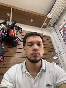 Leonardmoppet online show from February 22, 10:44 pm