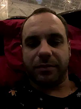 AndyLynn online show from December 3, 7:09 pm