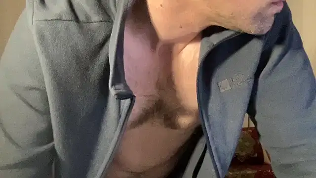sportive hunk online show from May 20, 8:26 pm