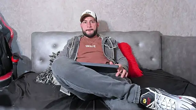 alexandro black online show from November 7, 7:50 pm