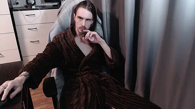 JulianScott online show from October 21, 2:31 pm