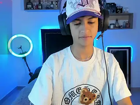 Alejo Desire online show from November 10, 3:55 am