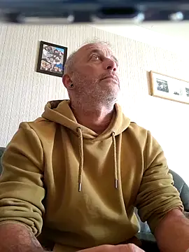 Ptitcouic online show from October 16, 1:41 pm