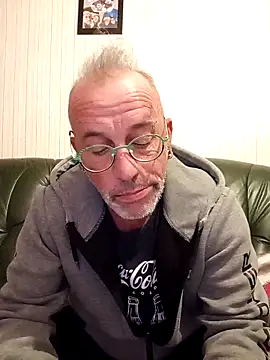 Ptitcouic online show from October 24, 7:15 pm