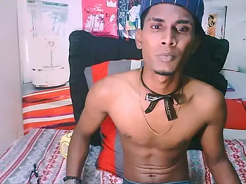 IndianThuggin online show from December 3, 6:14 pm