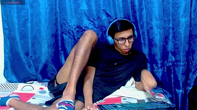 DavTwink3100 online show from February 19, 2:30 am