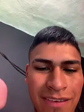 Emiliano Reyes online show from November 26, 5:21 am