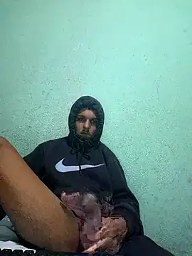 pretonovinho57 online show from October 31, 10:57 pm