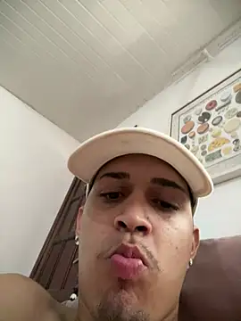 RickzinhoDotado online show from February 5, 6:59 pm