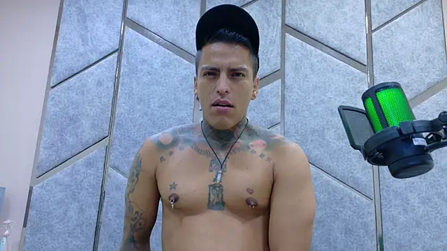 Victor Montero online show from October 22, 8:23 pm