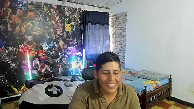maiker lozano  online show from October 23, 7:06 pm