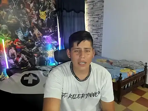 maiker lozano  online show from October 22, 7:05 pm
