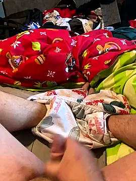 fortheloveofheels74 online show from November 9, 11:58 am