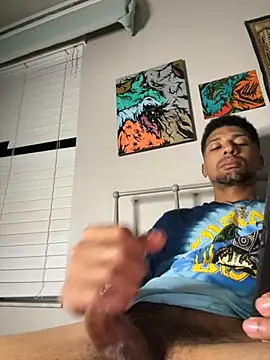 BigPrettyDick777 online show from April 7, 6:46 am