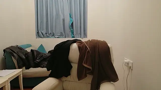 L1kuto online show from January 15, 1:14 pm