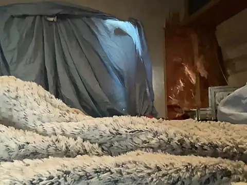 PiratingAqua online show from March 29, 6:41 pm