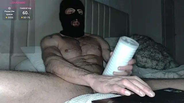 Masked Bull38 Uk online show from March 25, 11:20 pm