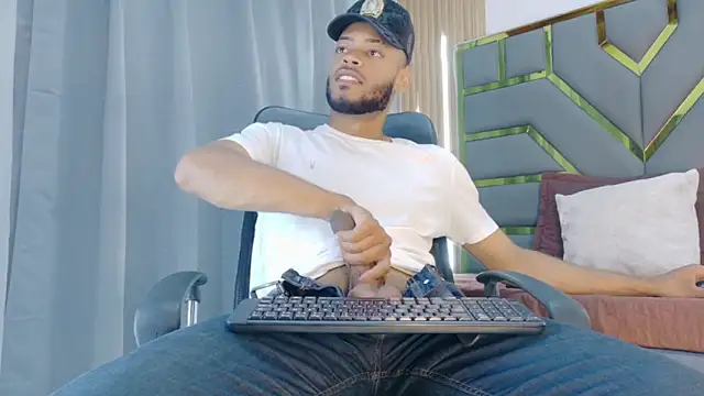 Neytanmalcon online show from February 25, 6:20 pm