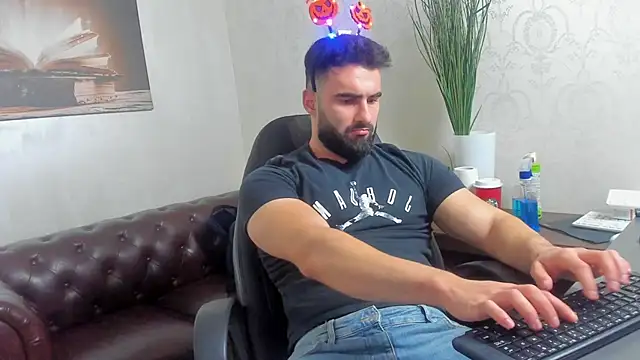 MicahLane online show from October 27, 5:54 am