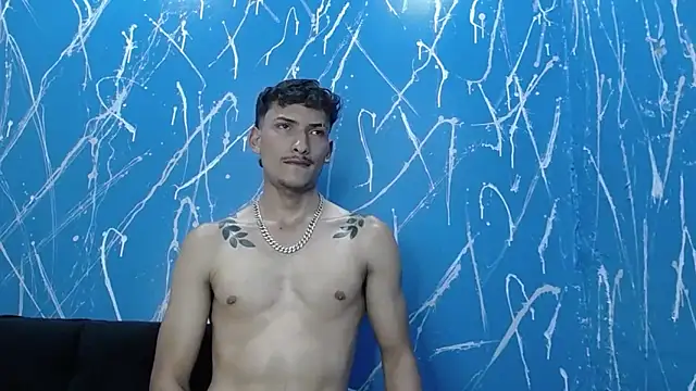 SavageLover  online show from January 13, 9:41 pm