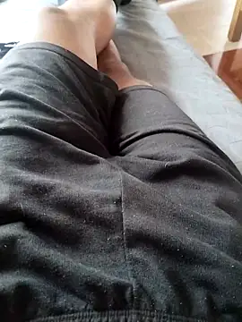 Andres  00 online show from April 23, 5:15 pm