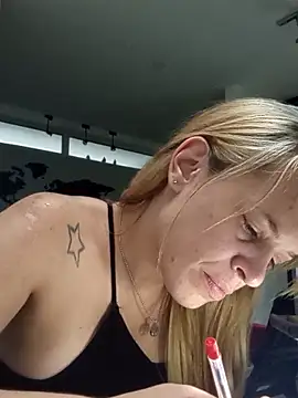 coralu2215 online show from February 15, 12:57 pm