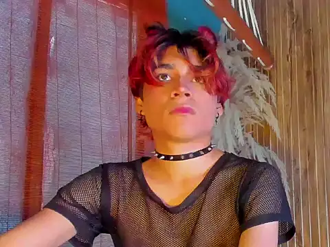 Leo Glow online show from January 13, 1:15 pm