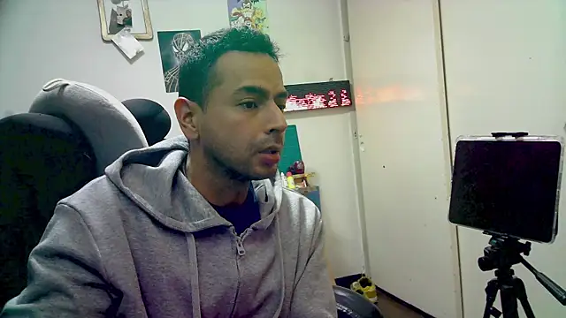 YoungStallionXL online show from February 25, 7:31 am