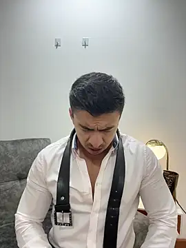 Chris Clarck online show from November 7, 7:50 pm